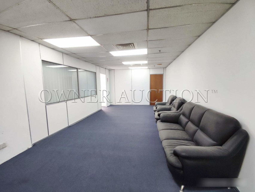 Freehold Office [5 min to Sentul LRT Station; 9 min to Sunway Putra Mall & SOGO Kuala Lumpur]