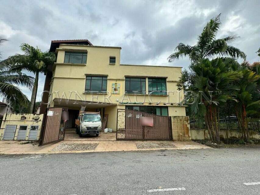 2.5 Storey Detached House