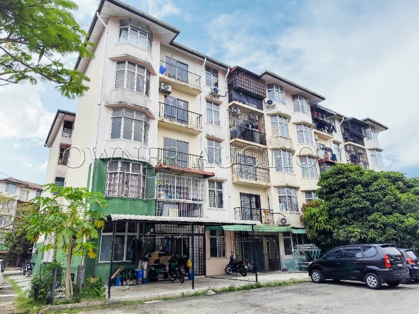 [ROI up to 5%] Apartment [Surrounded by a variety of shops (99 Speedmart, Pasaraya CS Grocer & Mr DIY)]