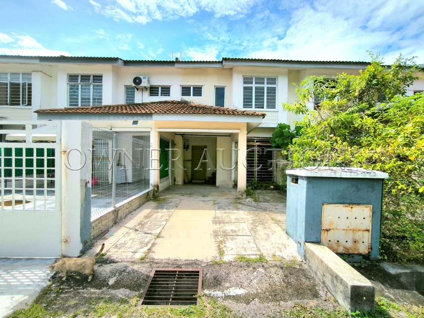 [Tourist city; ideal for homestay or rental investment] 2 Storey Terrace House [10 min to NSK Trade City (Melaka) Sdn Bhd & Mydin MITC Ayer Keroh]