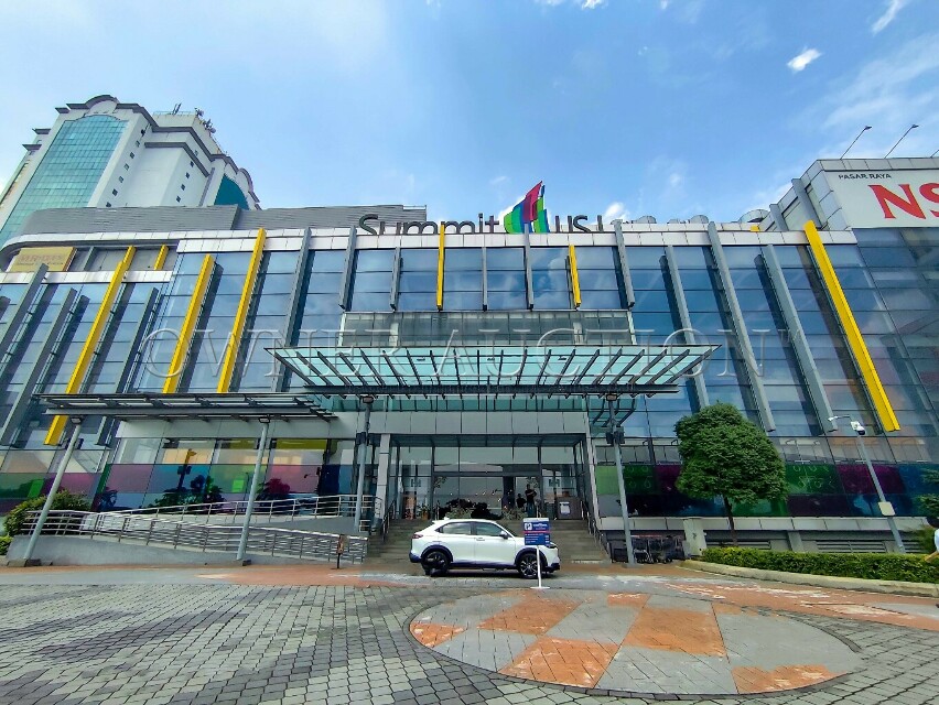 [Next to KESAS Highway] Retail Shop [4 min to USJ7 LRT Station]