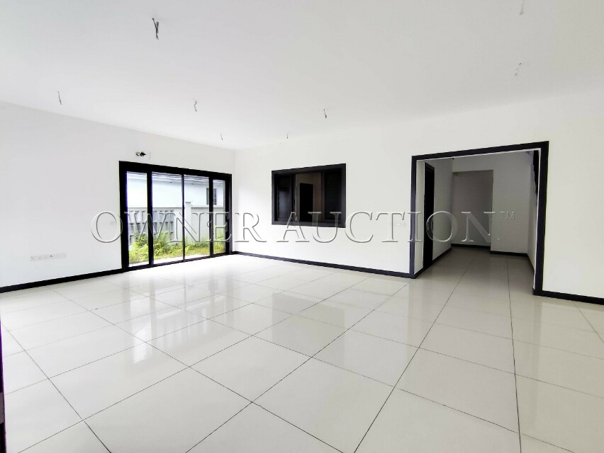 [Newly completed in 2023; Vacant unit] 2 Storey Semi Detached House [Close to HELP International School & HELP University]