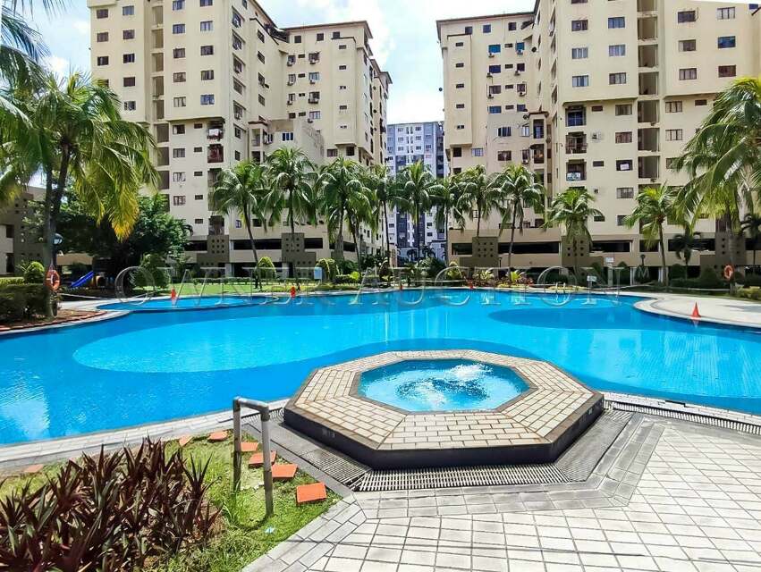 [Affordable Living in Prima Cheras- Great Location] Condominium [5 min to MRT Station Taman Midah,6min to Lotus Cheras]