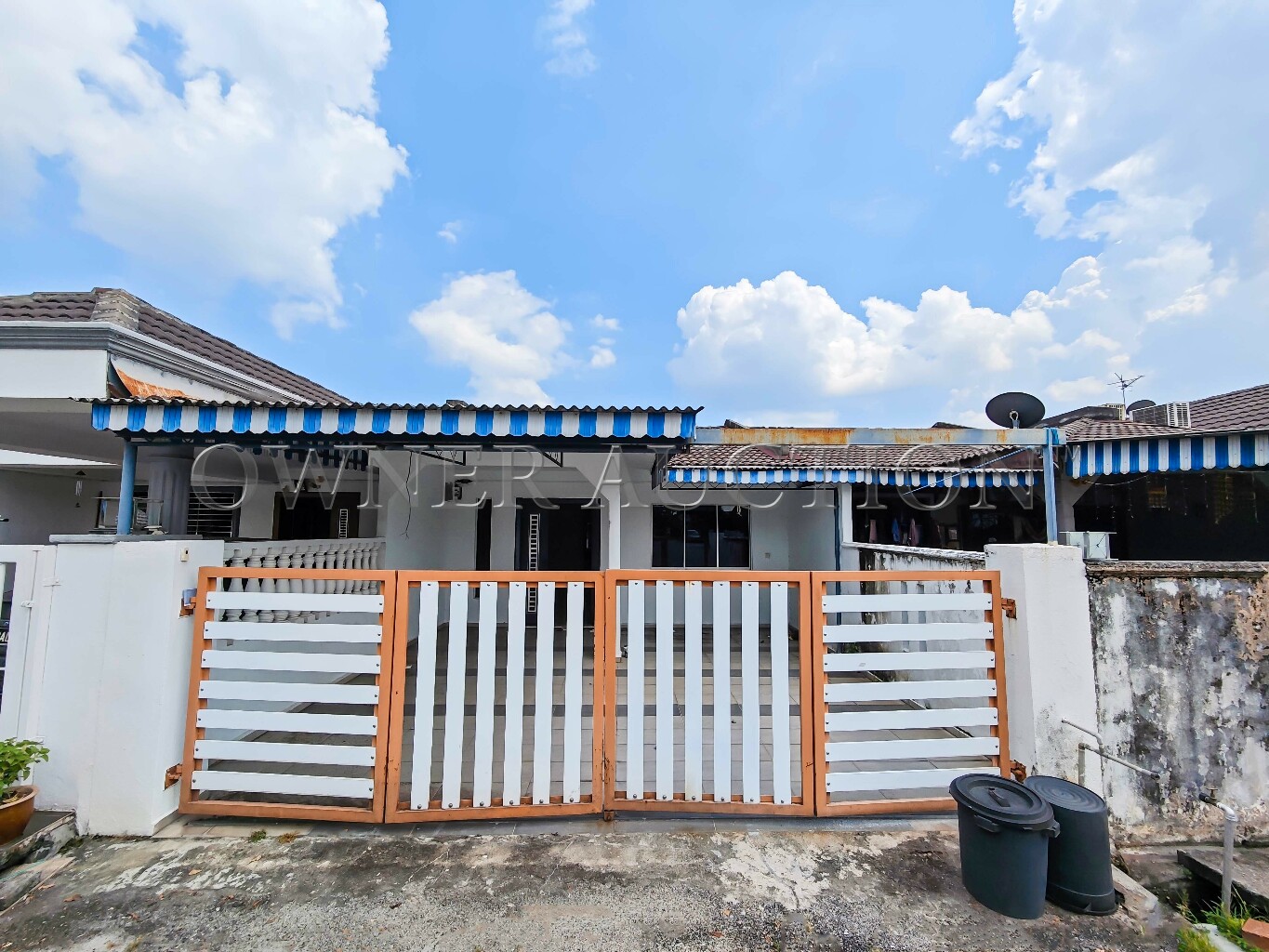 [Located in Strategic and Mature Township] 1 Storey Terrace House [Surrounded by a Variety of Shops and Daily Essential]