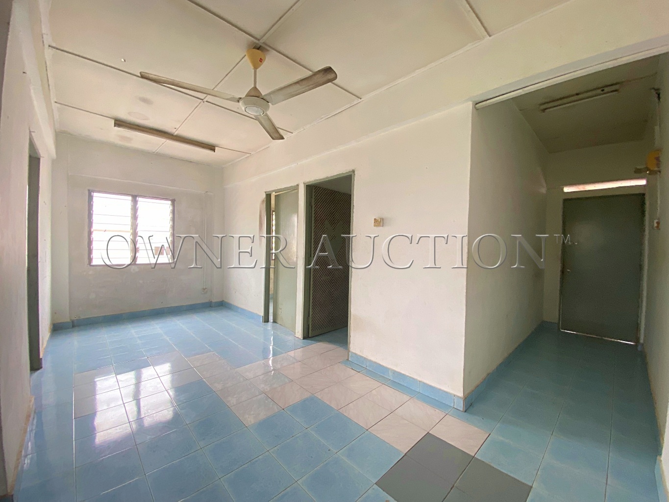 Apartment [5 min to Mydin Rawang & Rawang KTM Station]