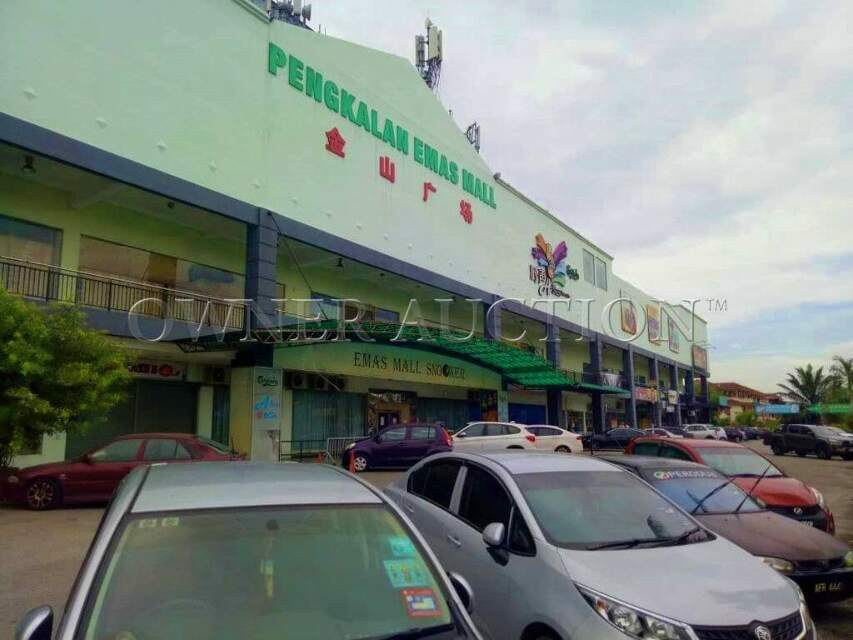 Retail Lot