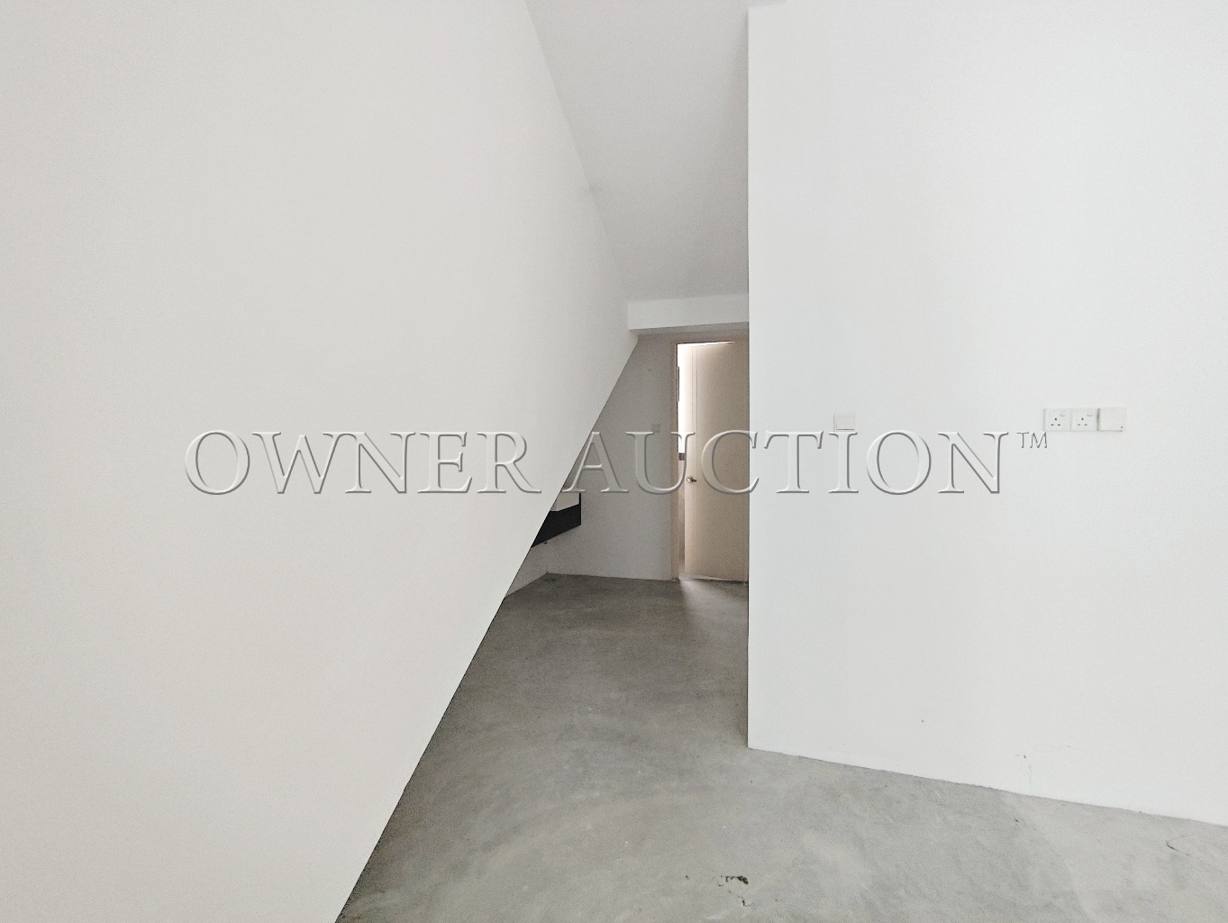 [Prime Commercial Shop Lot At Vervea] Freehold 3 Storey Commercial Shop Lot with Lift @ Business Street [Invest in Penang's fast-growing commercial hub]