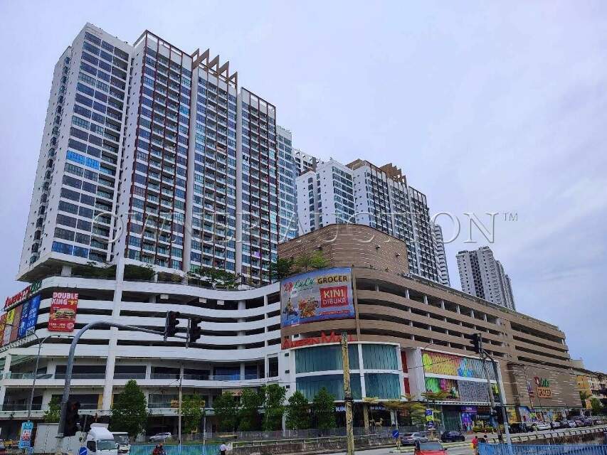[Vacant Unit] Service Apartment [Opposite to Kajang SILK Highway; 6 min to C180 & Cheras Traders Square; 8 min to Batu 11 Cheras MRT station]