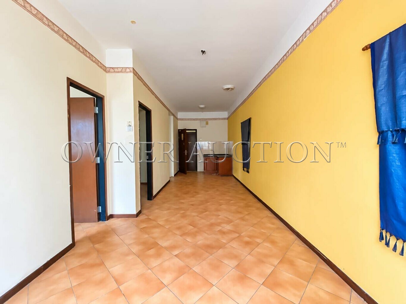 PD Tiara Bay Apartment [Right in front of Royal Palm Springs Golf Club; 9 min to Pantai Tanjung Biru]