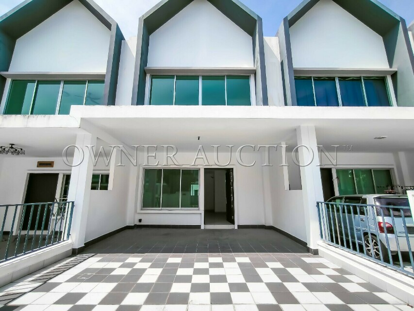 [Prime Location in a growing township] 2 Storey Terrace House [7 min to Broga Hill Park]