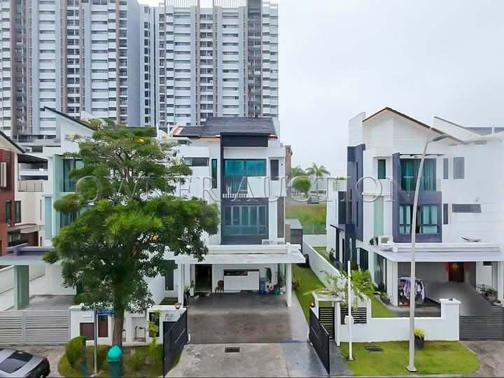 [Renovated with Fully Furnished] Freehold 3 Storey Semi Detached House [7 mins to Bandar Mahkota Cheras]