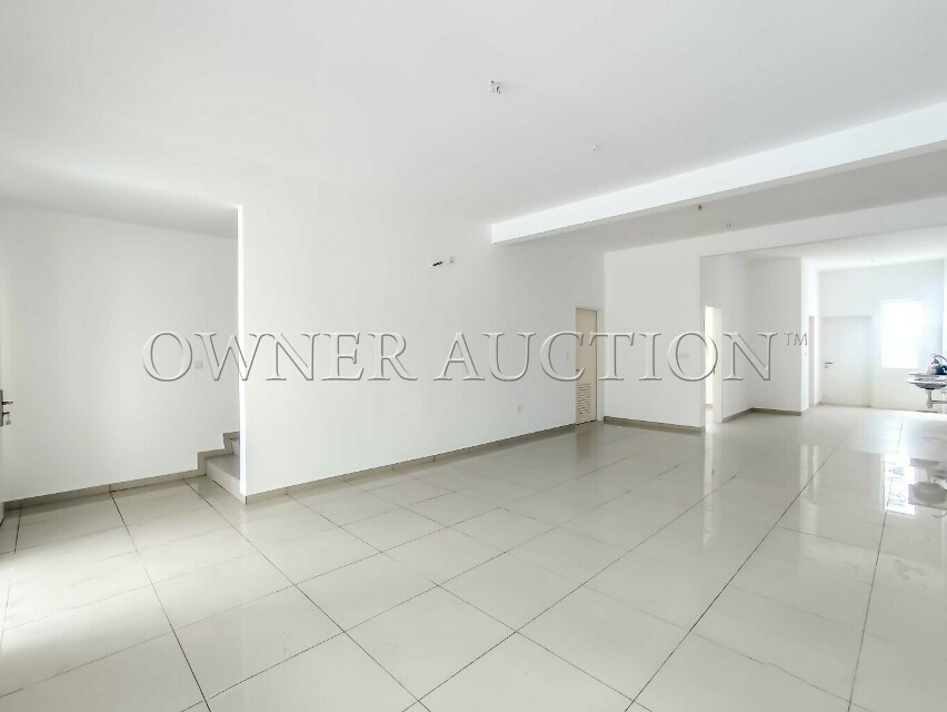 [Bare unit; Facing Open] Freehold 2 Storey Terrace House