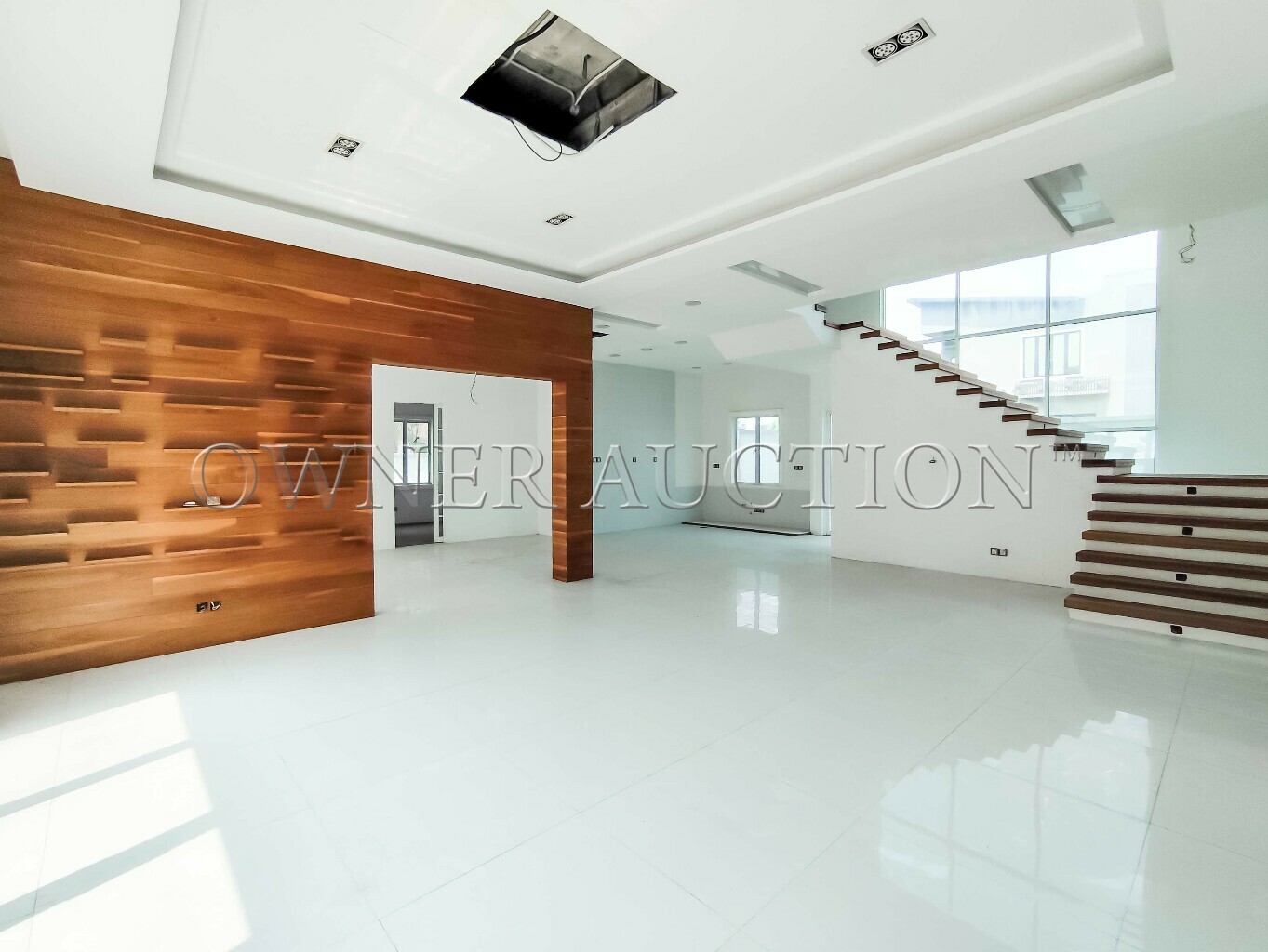 [Vacant unit; Gated & Guarded Community] 2 Storey Bungalow House [Easy access from PLUS & LEKAS Highway]