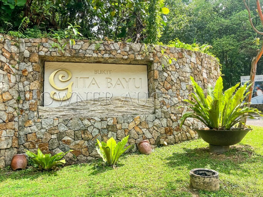[Premium Development by Tan & Tan Developments] Hill Villa [Gated Community Surrounded by Greenery; Easy Access to KL City Centre & KLIA]
