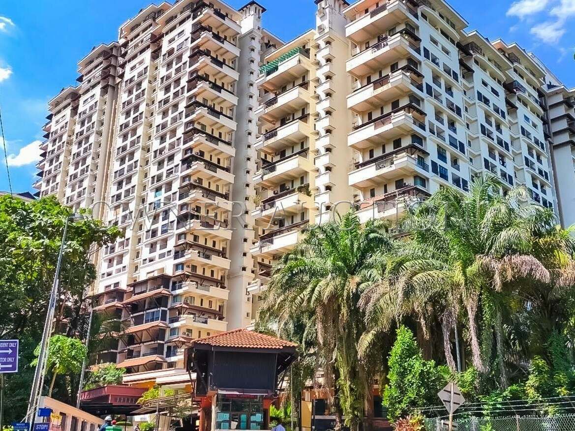 [ROI up to 6%; Estimated Rental Income: RM2,600/month; RM31,200/annum] Duplex Condominium, Corner Lot [6 min to Damansara Damai MRT Station]