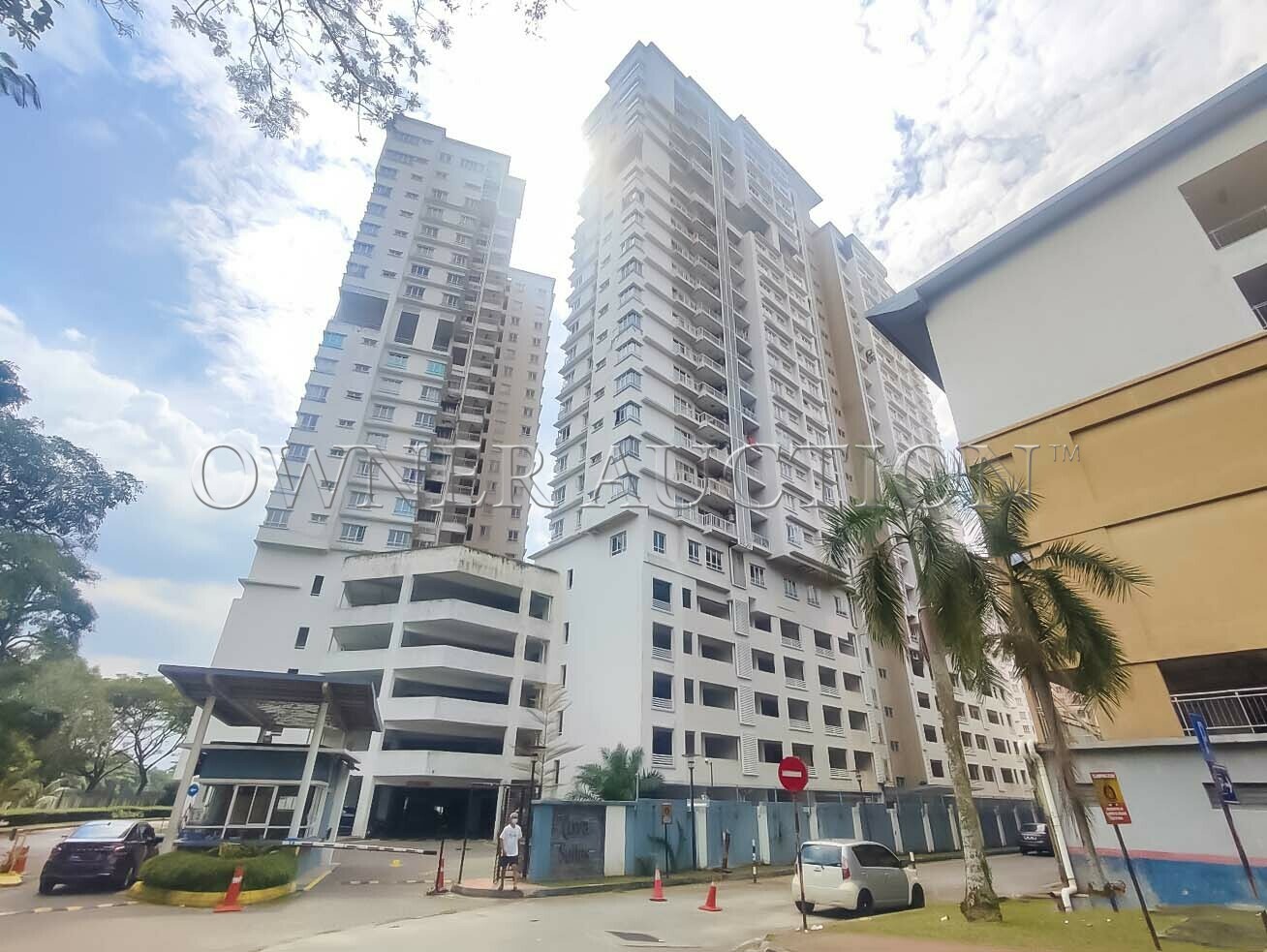 [Peaceful High Floor Unit | Great for Own Stay] Condominium [4min to MRT Kota Damansara,11min to MRT Surian]