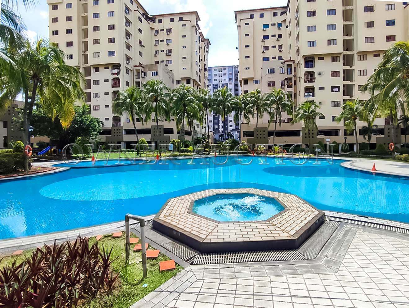 [Affordable Living in Prima Cheras- Great Location] Condominium [5 min to MRT Station Taman Midah,6min to Lotus Cheras]