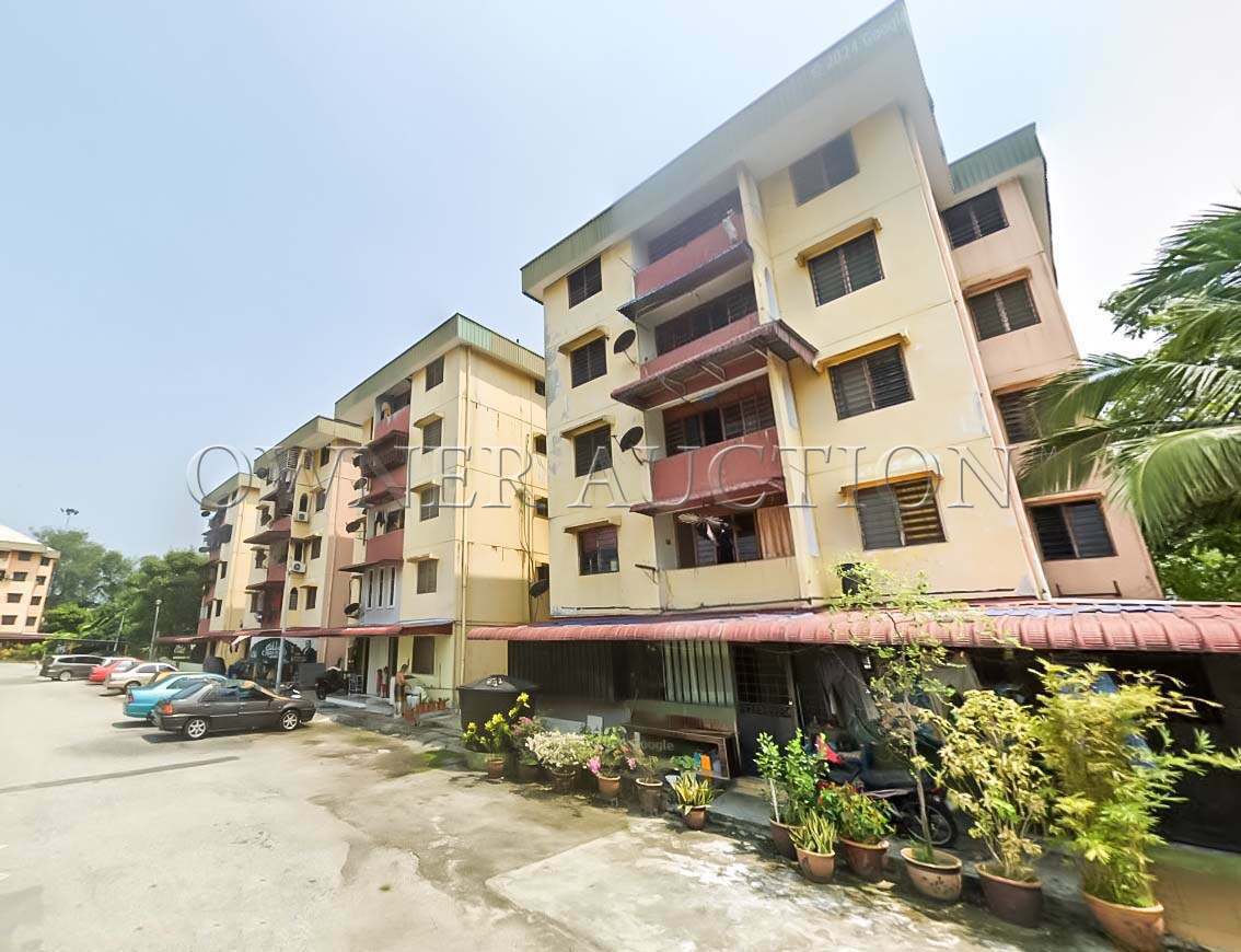 [Vacant Unit] Apartment [17 min to Pantai Hospital Klang, 14 min to Sekolah Kebangsaan & Menengah Kebangsaan Raja Zarina]