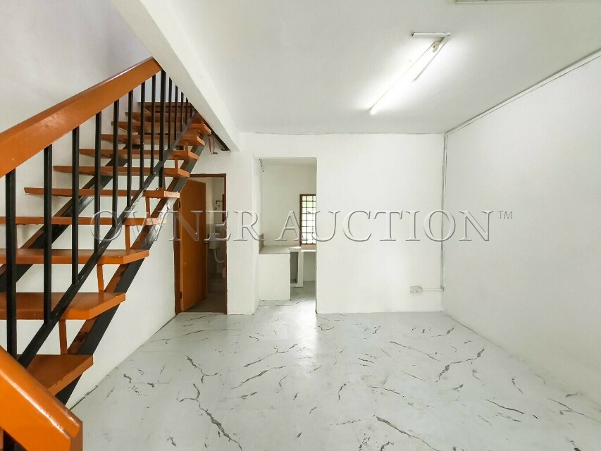 [Renovated Unit; Matured Township] 2 Storey Terrace House, Low Cost [10mins to AEON Mall Tebrau City; Easy access to Senai–Desaru Expressway]