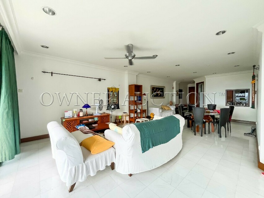 [Exclusive Low-Density Living; Ideal for Own Stay or Investment] Condominium [5 min to Mid Valley Megamall; 10 min to KL Sentral & Pusat Bandar Damansara MRT Station]