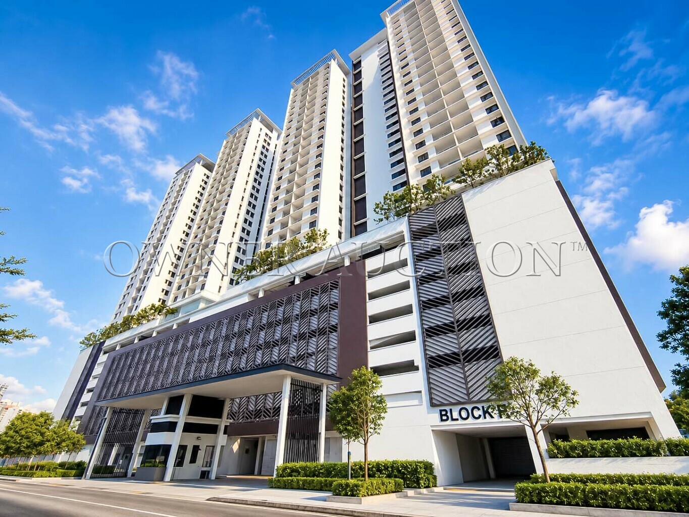 [Well-connected address in the heart of Kinrara with everyday convenience at your doorstep] Service Apartment [Practical and efficient layout ideal for both comfortable living and investment]