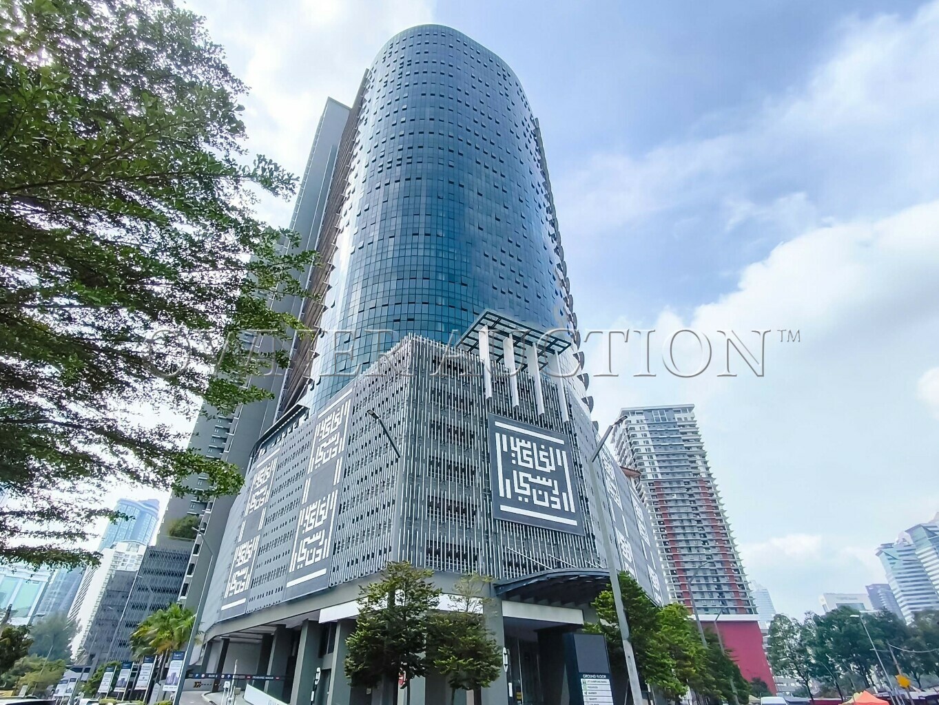 [Airbnb & Homestay Ready; Potential Gross Rental Yield of Up to 5.8% p.a.] Condominium [Enjoy Easy Access to Saloma Link Bridge, KLCC & Avenue K Mall]