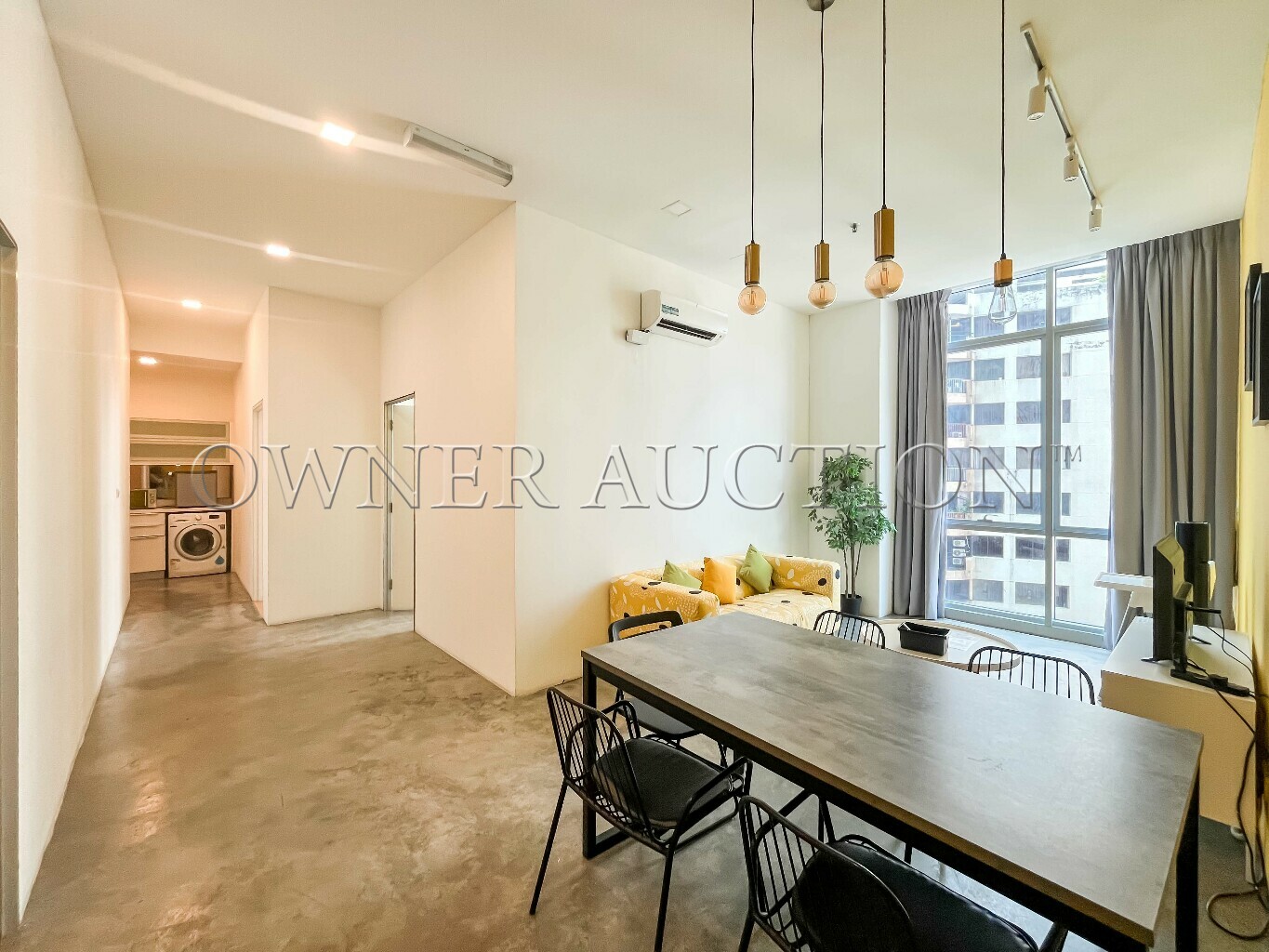 [Up to RM 8,000/Month Rental Yield; Tourists Hot Spot in Bukit Ceylon] Serviced Suite [Low Density High Security | Just 3 mins walk to Changkat]