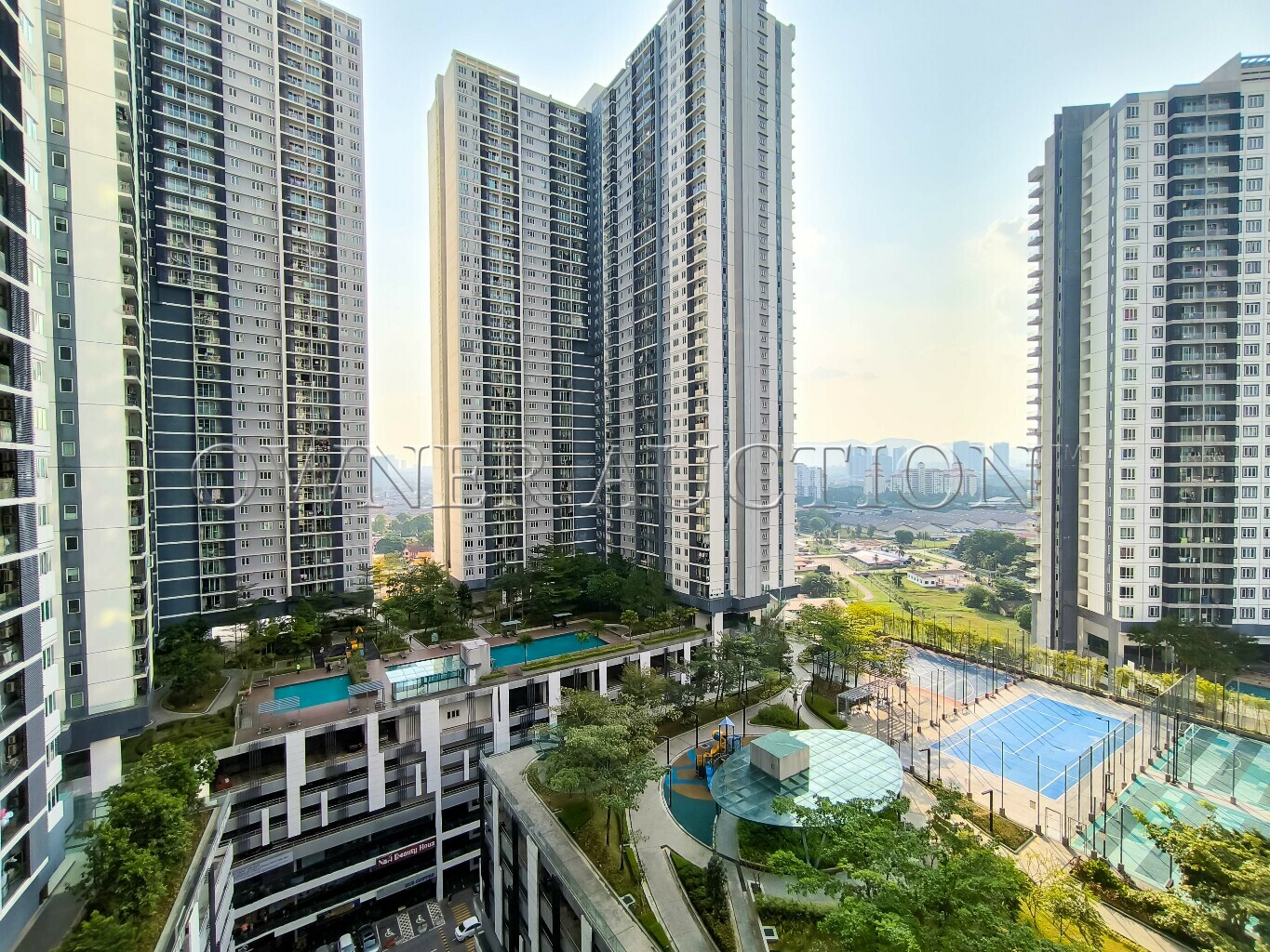 [Well-maintained unit, Near lift access] Apartment [8 min to Sentul Timur LRT Station]