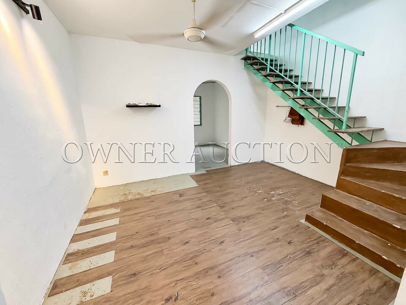 Terrace House [10 min to MRT Kwasa Sentral and Subang Airport]