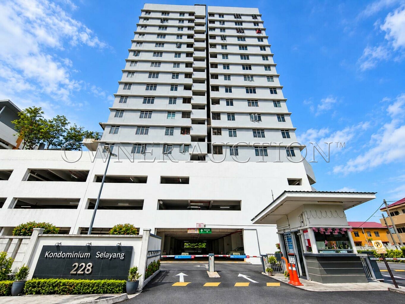 [4 Bedroom Home; High Rental Demand] Condominium [Near NSK Trade City; 5 Mins Drive to Selayang Hospital]
