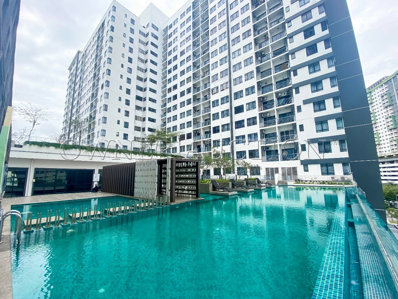 [High Rise Condominium; Intermediate Unit] Condominium [4 min to KTM Batu Tiga; 12 min to AEON Shah Alam]