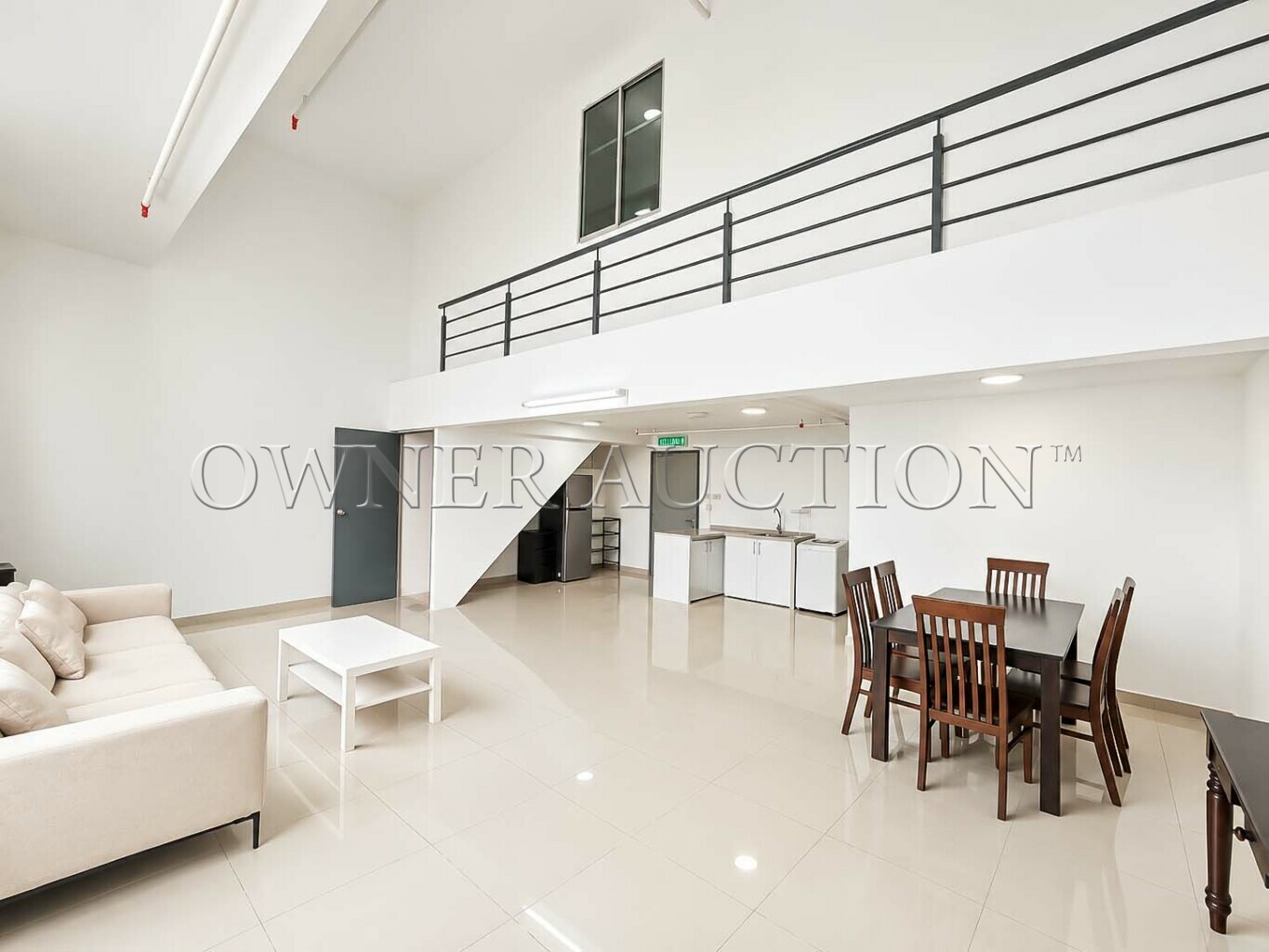 [Walk to LRT3 Subang] Loft Office Unit [Renovated] [Fully Furnished]